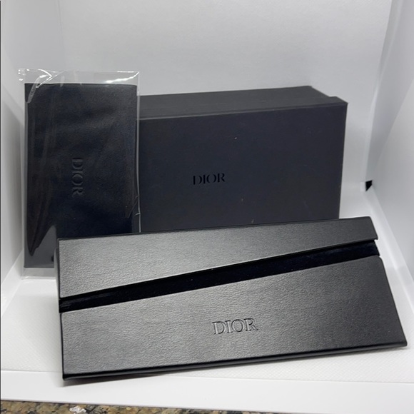 Dior Eyeglass Frame - Picture 5 of 11